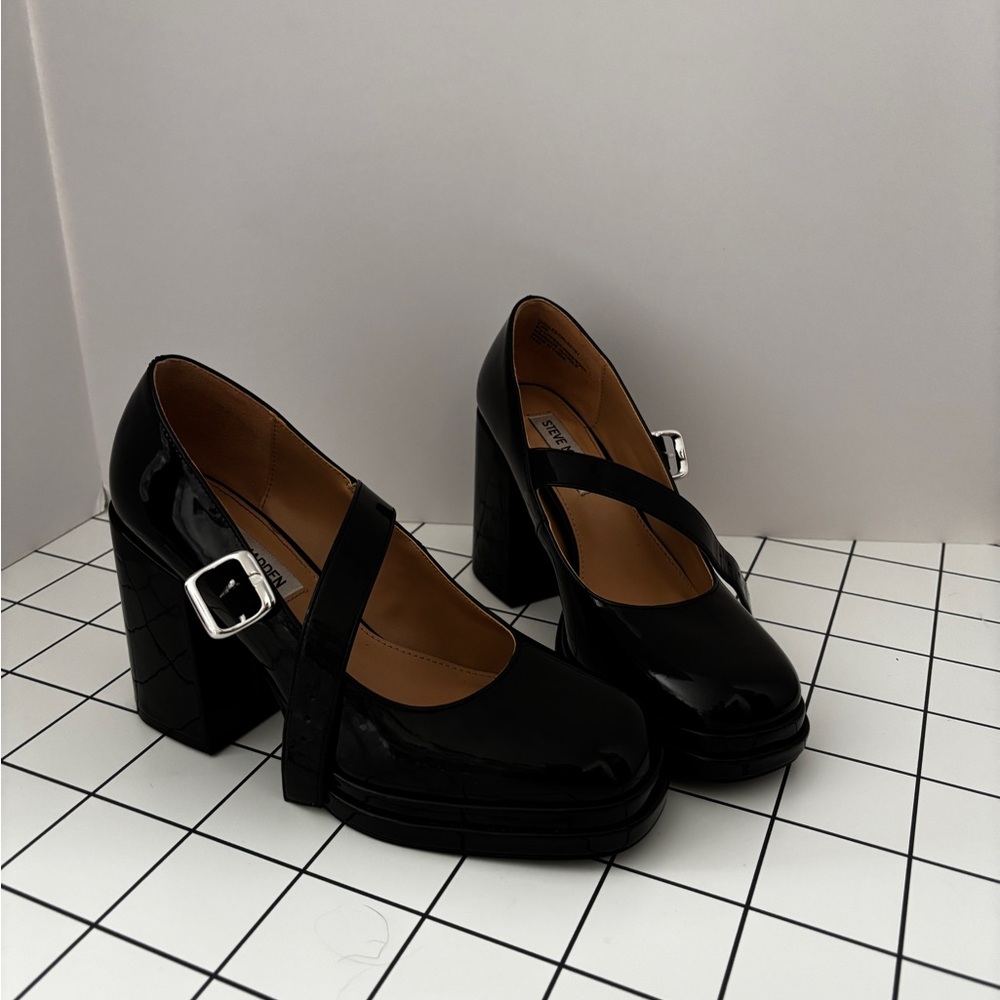 Steve Madden Black Patent Leather Mary Jane Heels